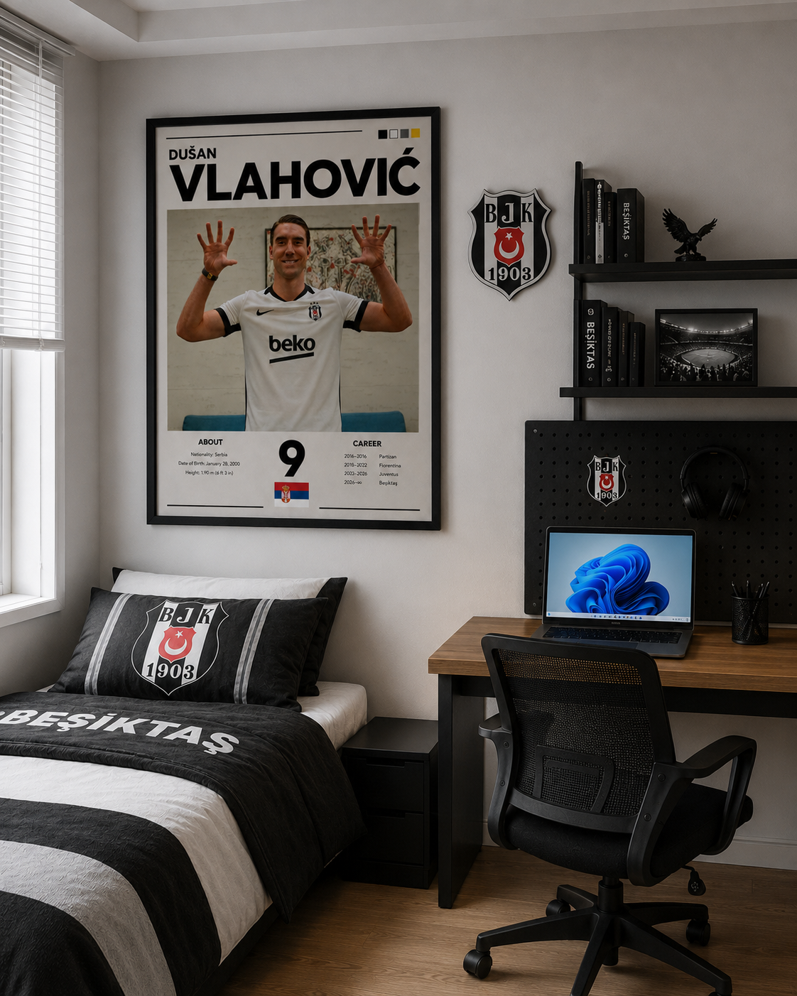 Dušan Vlahović | Premium Poster Tablo